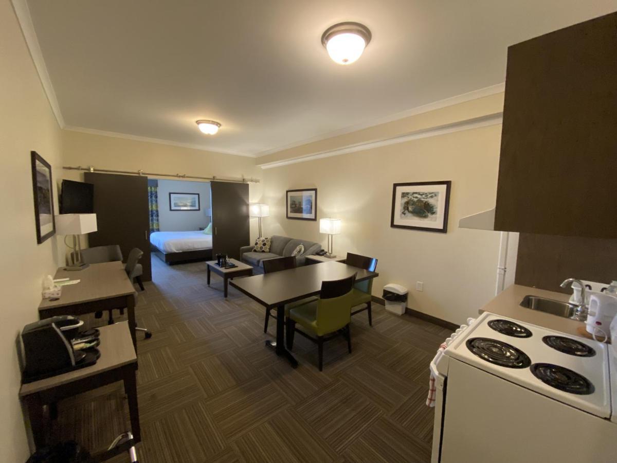 Crossroads Inn & Suites Paradise Exteriér fotografie