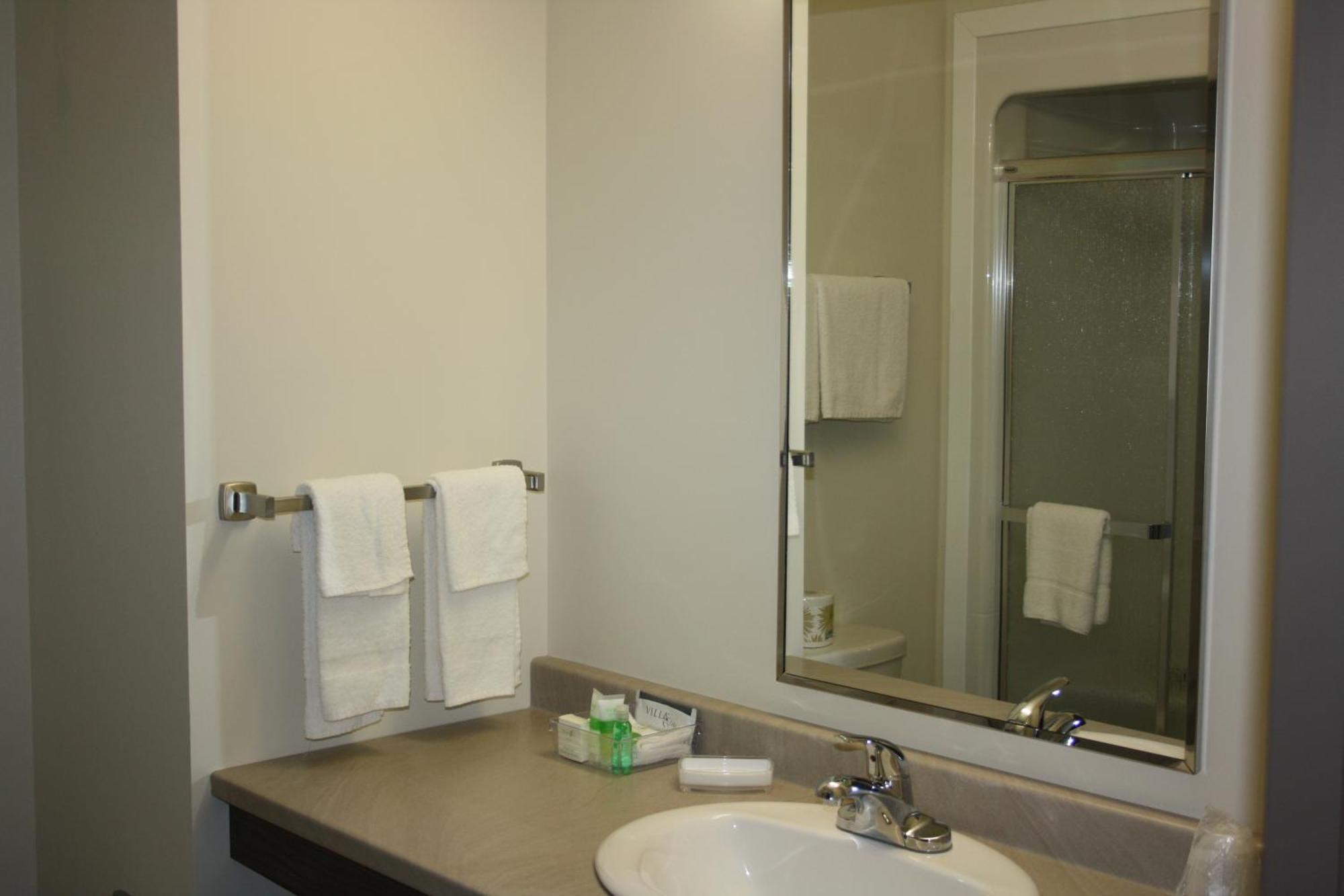 Crossroads Inn & Suites Paradise Pokoj fotografie